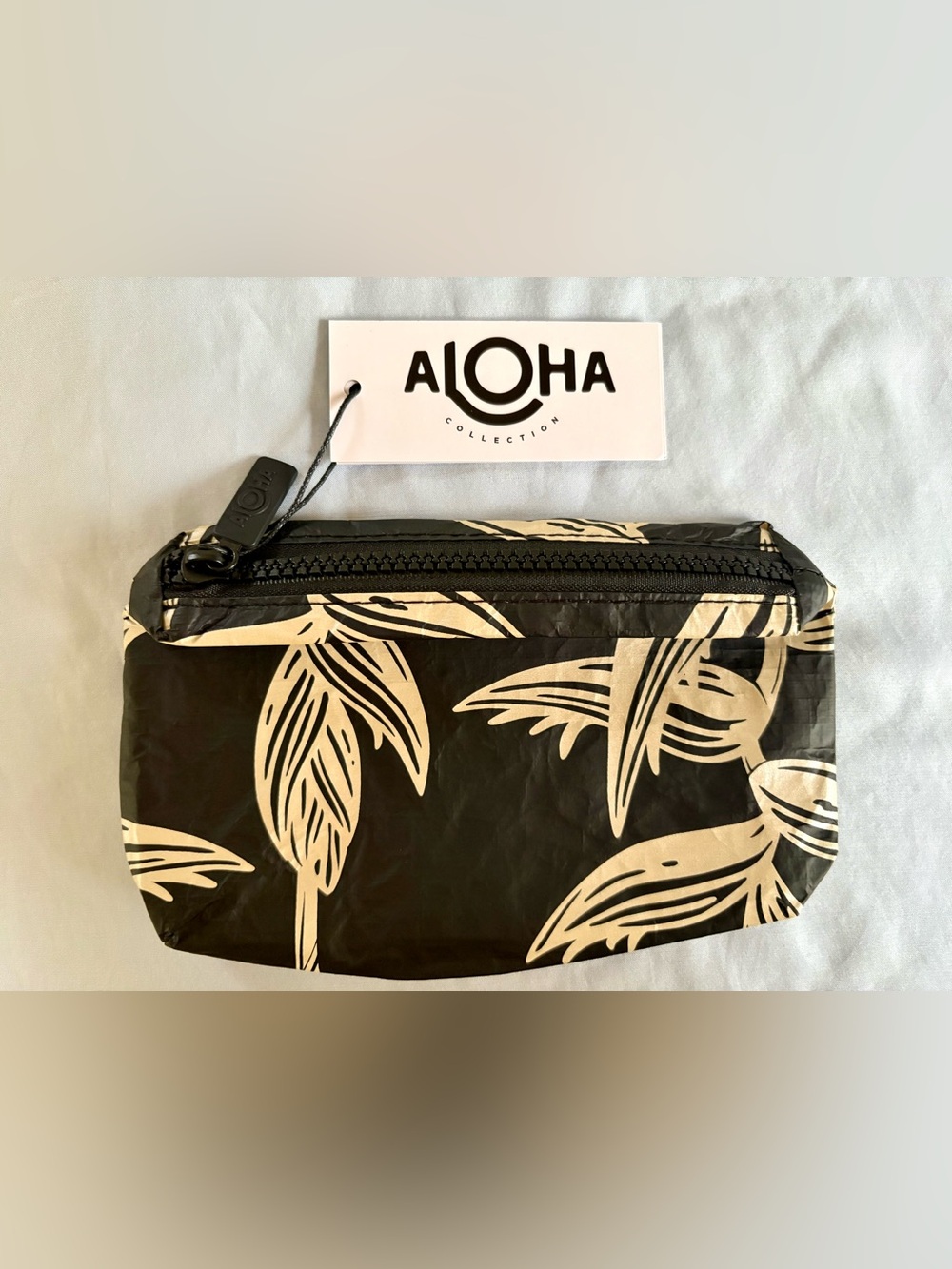 Aloha Collection Mini Pouch Heliconia Glow on Black - Picture 4 of 6